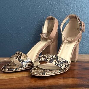 Faux suede/snake skin heels. Sz 6